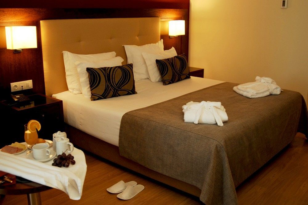 Palace Hotel & Spa Termas De Sao Tiago 佩纳马科尔 外观 照片